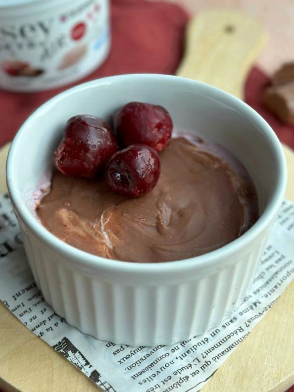 Luchtig chocolade kersen toetje Lazyfitgirl tussendoortje recept